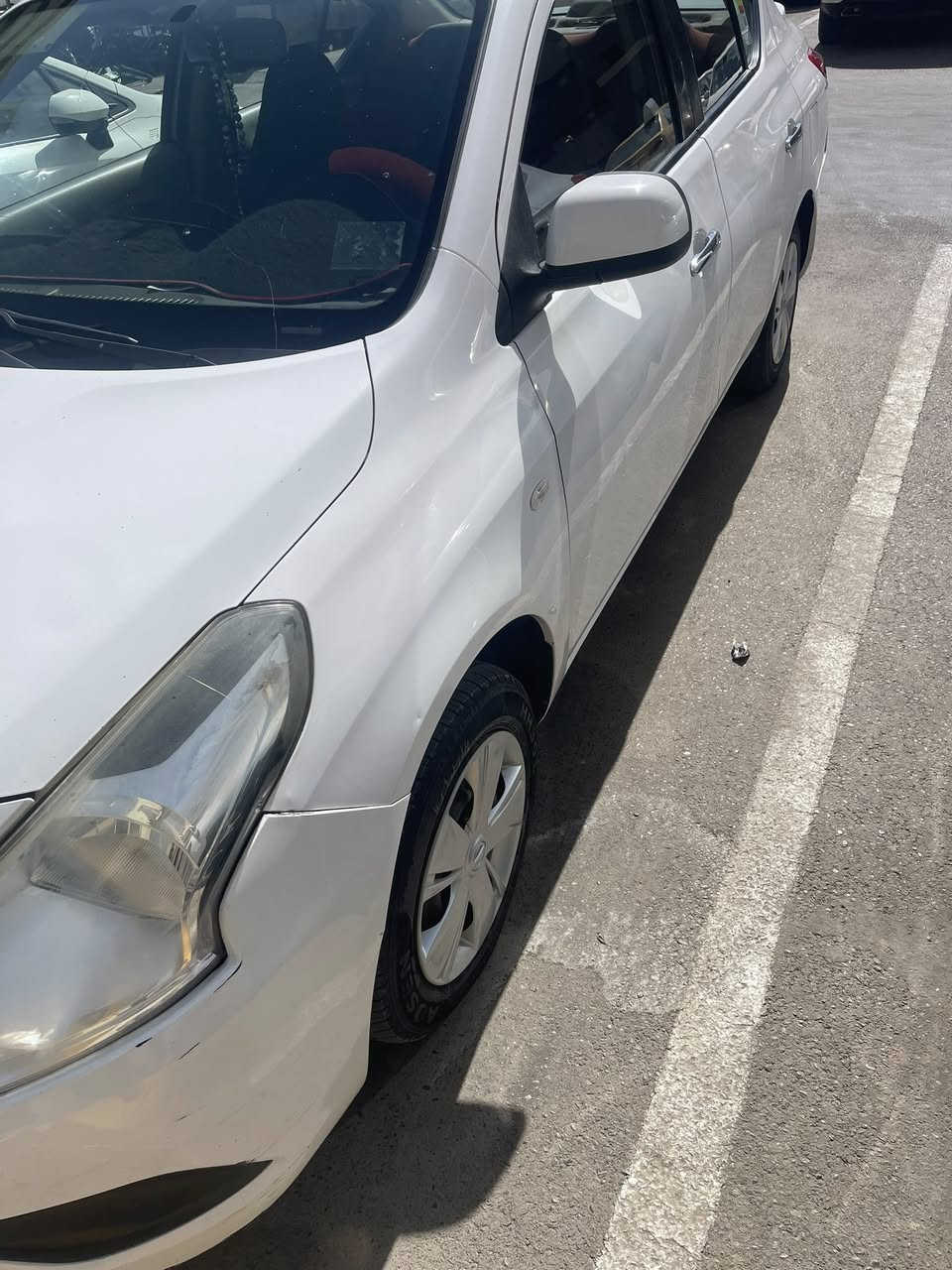 سني هندي موديل ٢٠١٩ ماشية   ٢٧٦ الف  سونار موجود بالصور وبالإضافة بيه بارد بالباب خلف الصدر رقم بغداد سنوية نافذه سعر ١٠٠ 
***********
