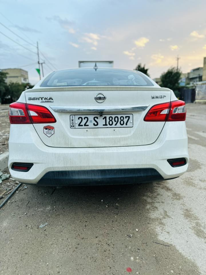 السلام عليكم سيارة سنترا موديل 2025 سني  على وضع الشركة ماشيه 7الاف وشوية 
وكالة خاصة
  مكفولة من الشخط والضربة وتبديل... السعر / 132/وبيها مجال للشراي    رقم صاحب السيارة ***********
مستعجل علئ بيعتهاا لضروف خاصه مامتواجد فيس فقط تصال
