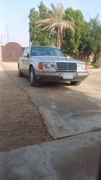 مارسيدس دب • محرك ٣٠٠ • كربلاء المقدسة