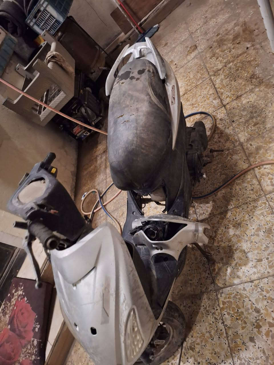 للبيع كوم حديد قفلها 50 نهايتها
مكاني بغداد الدورة ابو دشير 
***********
