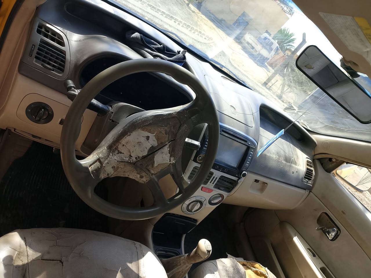 السلام عليكم سياره للبيع***********
