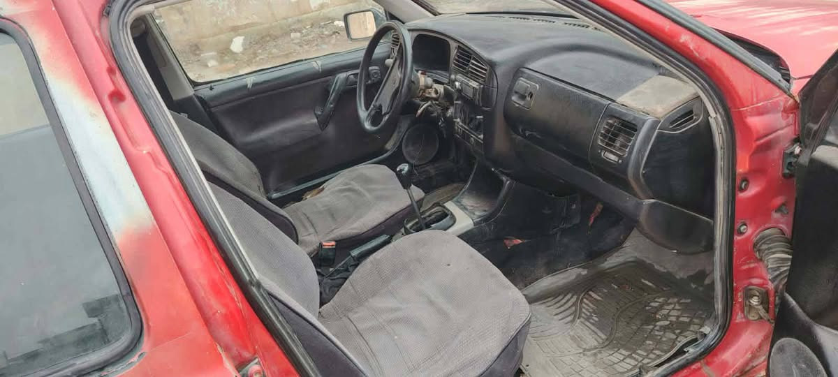 اسلام عليكم باسات محرك كيرانظاف صدر زين شغاله وجاهزه مكفوله فقط اسعر12مراوس يرهم حسب هاتف ***********
