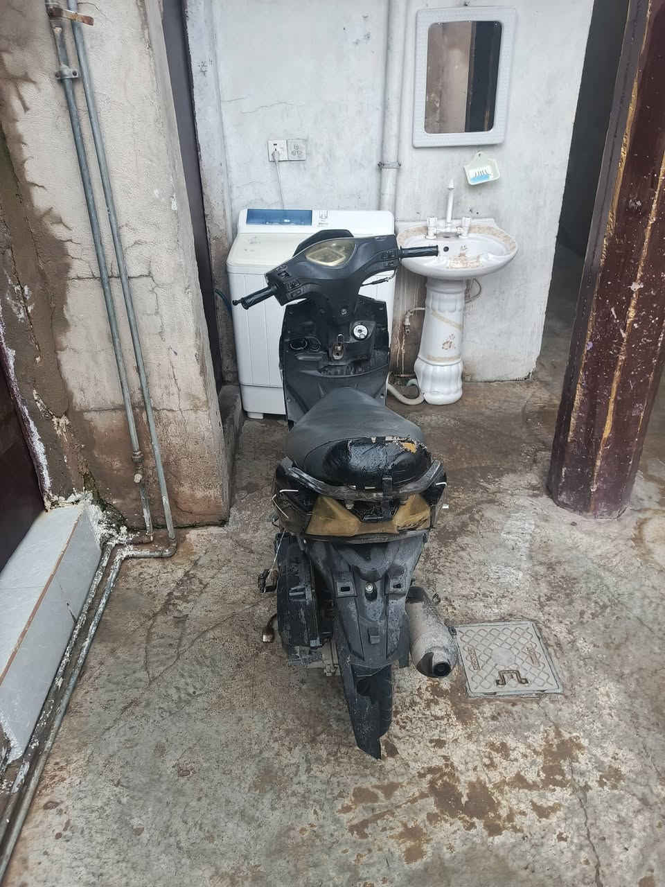 السلام عليكم
دراجه اف اس 

 FS
دراجه شغاله كهربائية كله شغال اشير يمنه يسره بك ليت 
اليت غلي ناصي 
ويل رياضي عنكبوت 🕷
دراجه كفاله عامه 
للاستفسار اكثر خاص 
سعره 175بيه مجال حك الجيه 

و مروس اب جهاز  او دراجه  عادي


**إذا كنت صاحب هذا الإعلان وتريد حذفه لأي سبب، رجاءا أرسل رسالة إلى الدعم الفني**