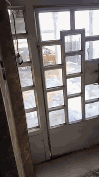 🏠 إعلان بيت للبيع – مساحة 400 متر في الانبار رمادي خمسه كيلو 

للبيع بيت سكني مميز جدًا بمساحة 400 متر:

🔹 المساحات والتفاصيل

300 متر بناء

100 متر حديقة + طرمة + موقف سيارة

ترك خلف البيت

مخزنين خارجيين

حمامات وصحيات كاملة

🔹 تفاصيل الغرف

غرفتان نوم مساحة 5×4 مع كامل الأثاث

صالة كبيرة

غرفة استقبال مساحة 5×4 مع الأثاث

ديوان كبير مساحة 7×5 مع الأثاث

مطبخ مساحة 5×4 مع الأثاث

ملحقات كاملة: قاطع + حمام + صحيات

🔹 مميزات إضافية

الأرضية بالكامل سيراميك درجة أولى

البيت نظيف وجاهز للسكن

موقع هادئ وقريب من الخدمات
البيت كامل اثاث 

🔹 السعر

السعر خاص — للاستفسار يرجى الاتصال فقط بالجادّين.

🔹 للتواصل

📞 ***********
