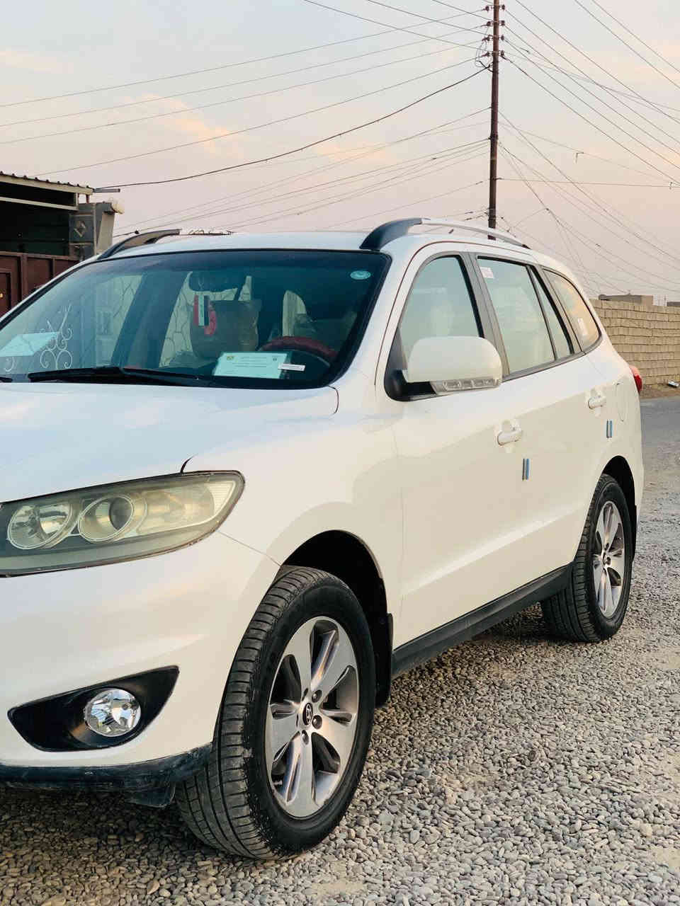 السلام عليكم
سنتافي ٢٠١٢ للبيع وترهم مراوس حسب القناعه 
 ٧ راكب
محرك ٤ مفتوح وبي بداية تنقيص
ضررها موضح أمامك بالسونار
وسعرها مادري 
وللتواصل اتصل/ ***********
