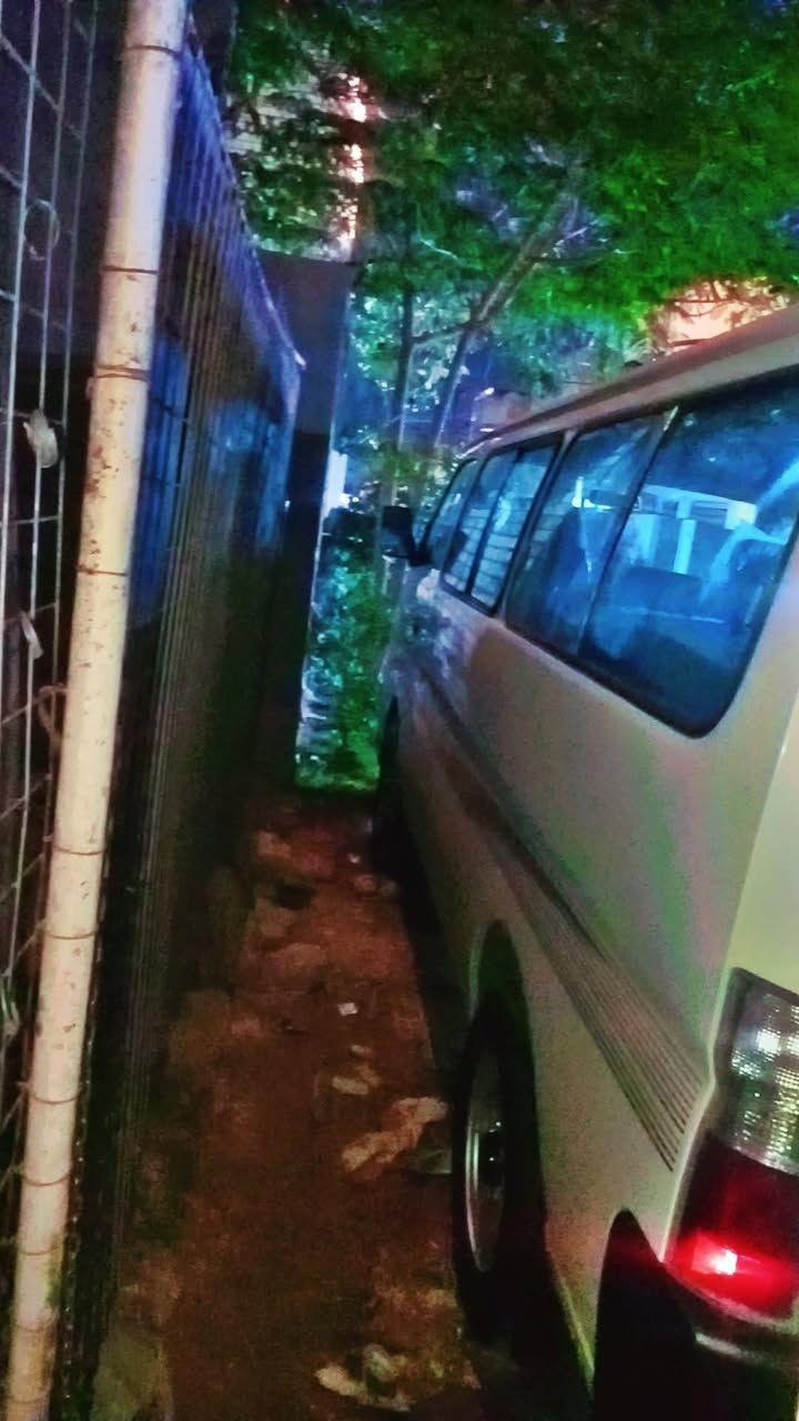 سلام عليكم نيسان لبيع اوفان سياره جاهزه كبل لشارع موديل 11 شماليه بيه بس بل طويله شبر جوه شريط بيه سونار تبريد شغال وياء لسويج تخم تاير جديد حداديه جديده مامطلوبه ربع دينار تحويل ثاني يوم باب كهربائي رقم هاتف ***********
