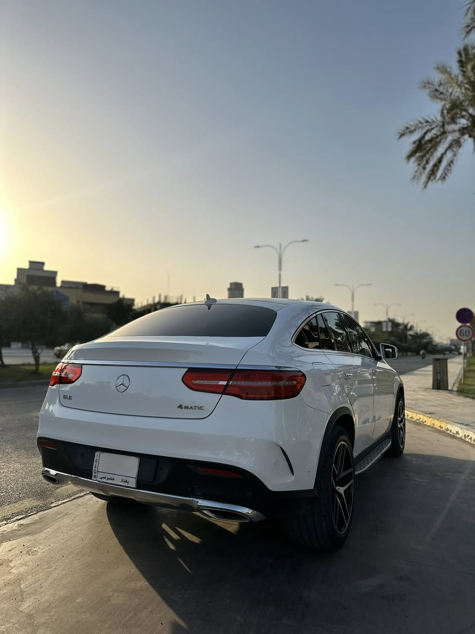 Mercedes GLE 450 Coupe 2016
المحرك: 6 سلندر Twin Turbo.
 الدفع: 4MATIC رباعي مستمر.
 المواصفات: داخلية جلد، ويل AMG.
 الرقم: بغداد خصوصي (تحويل مباشر).
 للأستفسار: ***********
علق بـ(تم) يصلك السعر على الخاص
