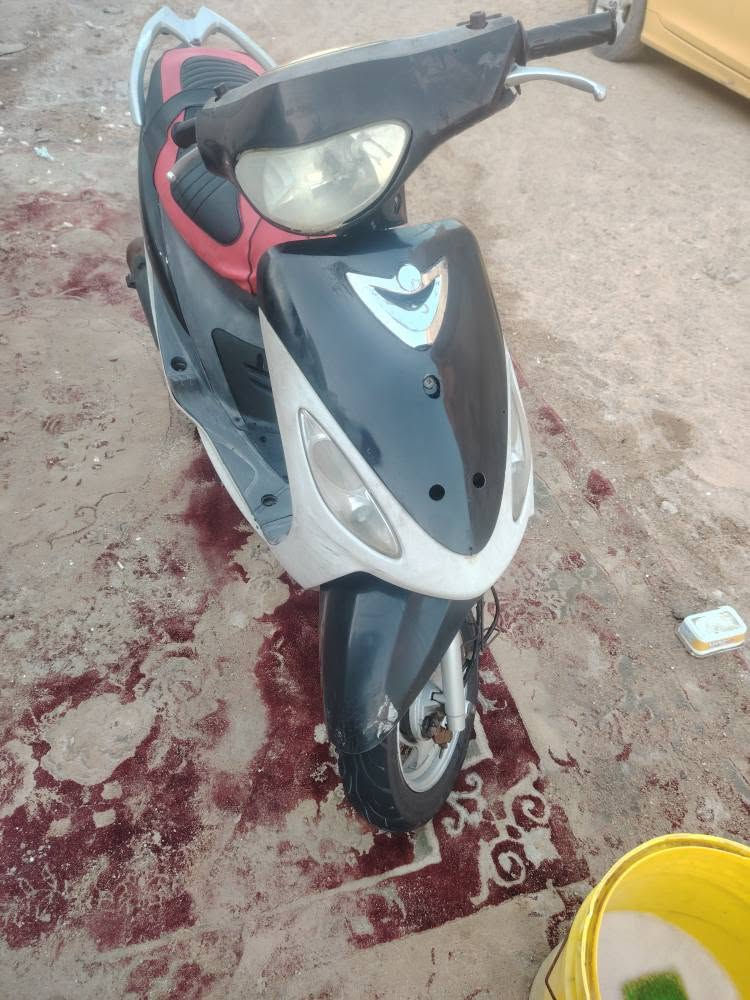ماكس قجمه للبيع مفتوحه كلشي شغال من الطول للطول شلعه ومعدل كلشي ماعايزهة هندر وسلف بكل وكت دكه وحده اشاير هورن لايت بك لايت هورن شلعه ومعدل الدراجه خير من الله رقمي *********** واتساب فقط عنوان البصره ابو الخصيب حمدان البصرة, العراق
