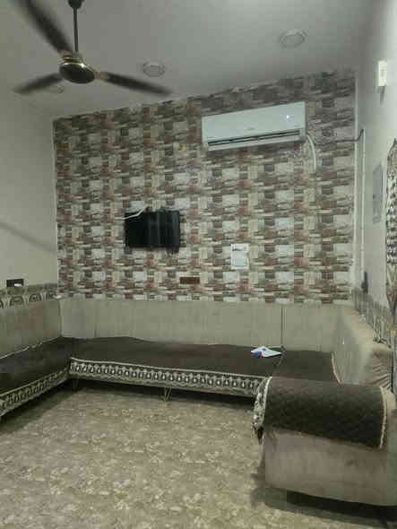 سلام عليكم من رخصت الادمن المحترم بيت للبيع 150متر طابوصرف حي الزهراء وره مدرسه جبل عامل شارع 15متر مطلوب
مبادره تدفع قسم وقسم اقصادحسب الاتفاق بيت جاهز على اخرحبايه بناء درجه اولى غرفتين صاله استقبال صحيات داخليه وخارجيه السعر110وبي مجال 
الاستفسار على الرقم ***********
***********اخوان مكلف بل نشر اتصال فقط
