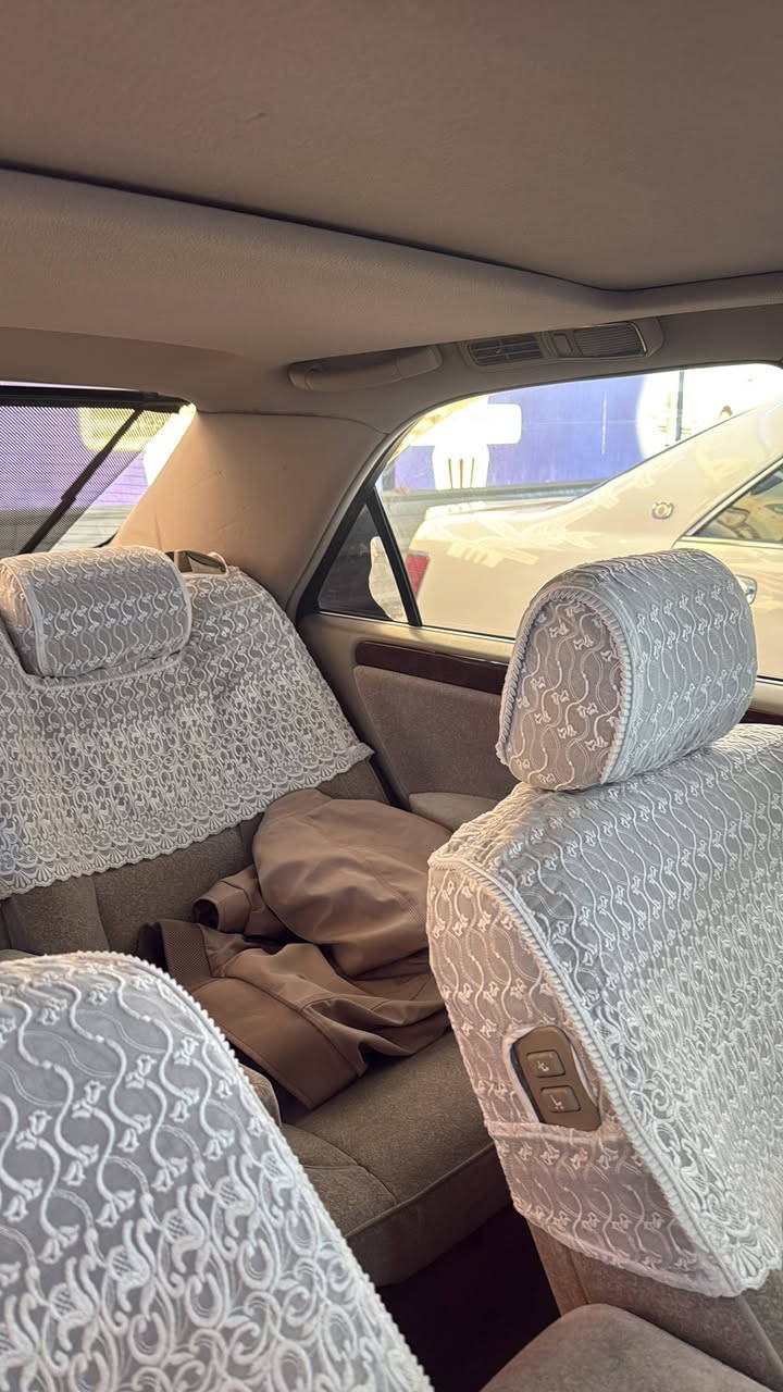 سلام عليكم شباب ملكه لبيع كفاله عامه اربع دكم تبريد قطعتين تحويرت نجف دشبول عارف العيساوي السياره فول فتحه مدفوع مكرك وصاعده هزه بسم شخص واحد بل نجف سعر السياره 130 وبيها مجال ***********
