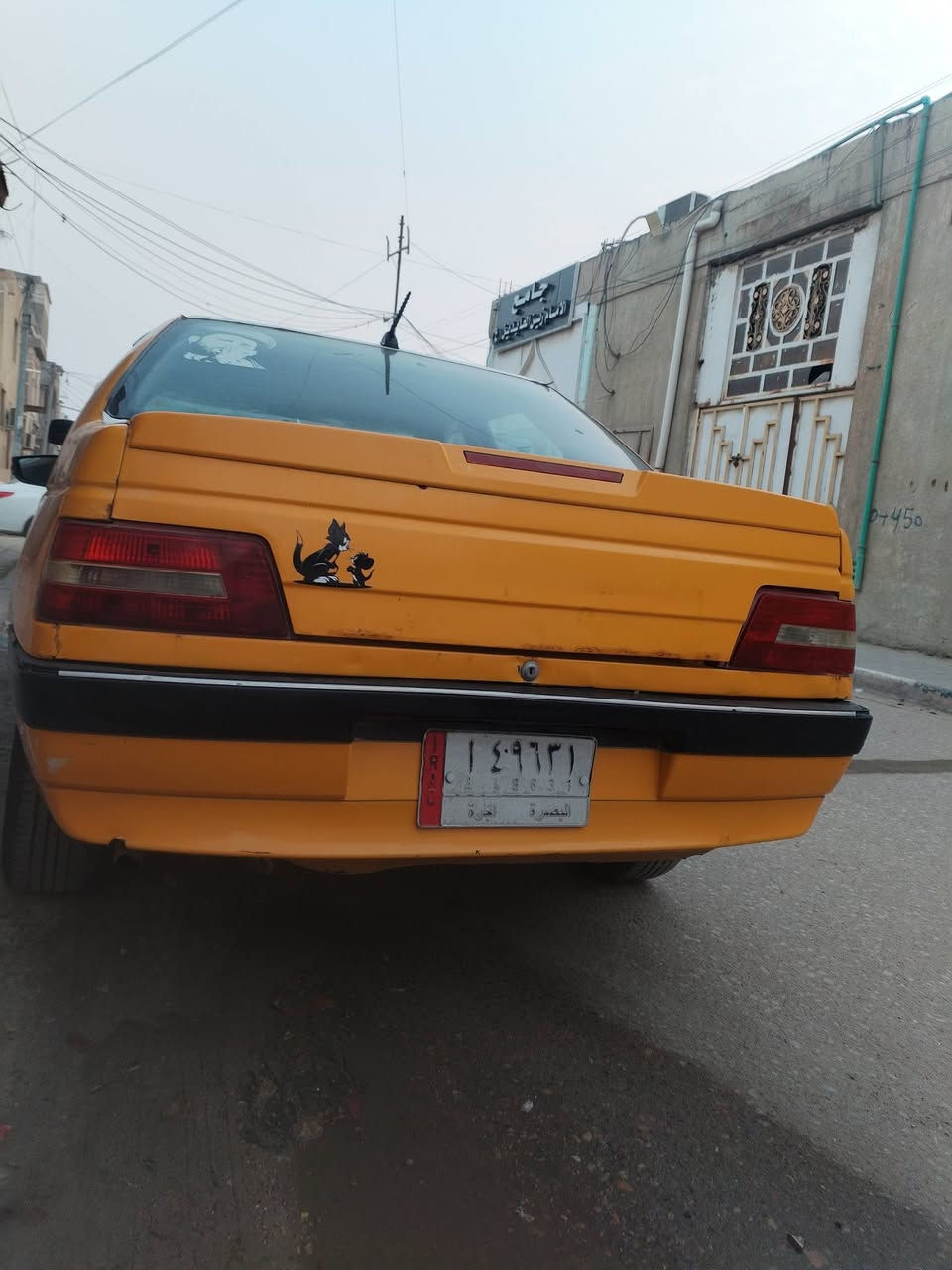 سلام عليكم بيجو 405مصبوغه جماليه اثر جراد وخياس مديل 2012سنويه ما منتهيه 2028راعيه موجود سياره جاهزه مصفره غرامه وهيه عليه 60الف تبريد مكينه كيير خير من الله تخم تاير مابيه خياس ترايك وين ما تريد مكاني بصره حيانيه السعر 30وبيه مجال قليل كلش ***********
