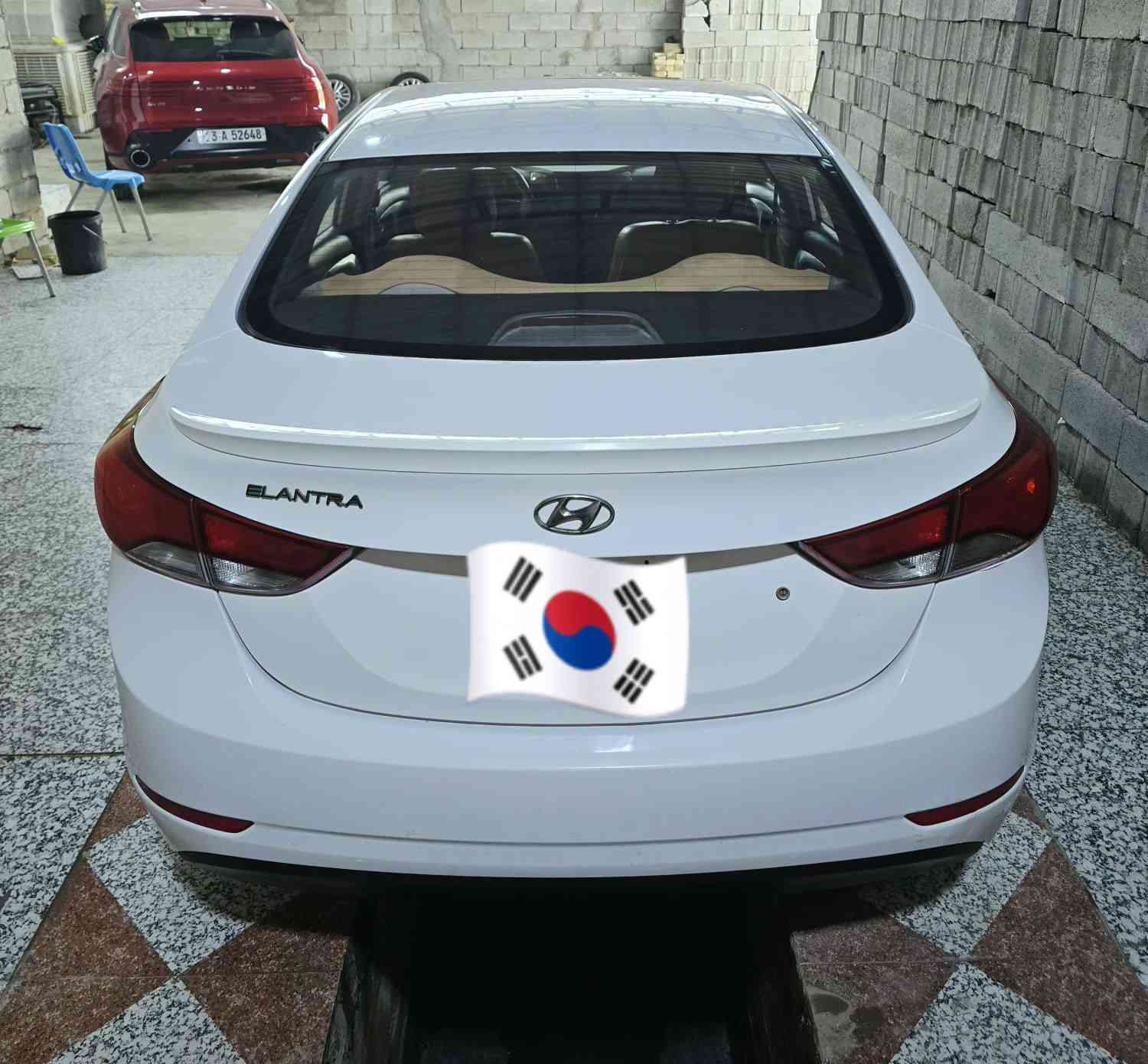 السلام عليكم
النترا  موديل 2015 وارد خليجي
 رقم بصره سنويه نافذه راعيهة بالعماره 
محرك 1800 مفتوح 
سياره بيهة صبغ فقط الدوس ومكانات بارد 
سعر 117 مكاني العماره 
***********
