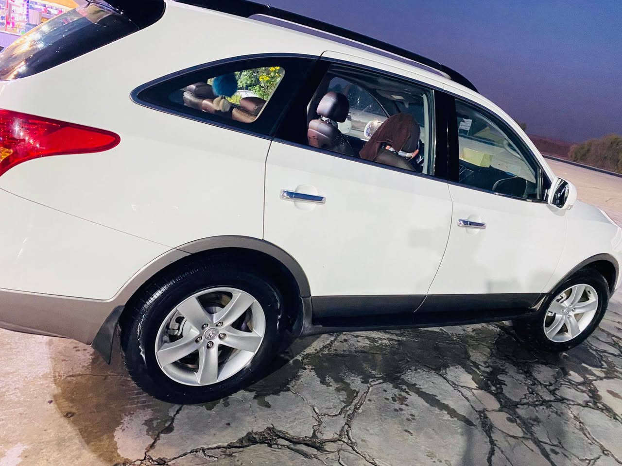 هونداي فيره كروز موديل ٢٠١١
محرك ٦سلندر 
فتحه سقف 
تايرات جدد 
مرايات كهربائيات 
رقم اربيل دولي 
سنويه لحد2029
بيه بطاقه بنزين 
بعد بيه مواصفات 
خابر صاحب سياره باقي تفاصيل 
مكاني كركوك -داقوق 
رقم صاحب سياره ***********
السعر ١٥٥
