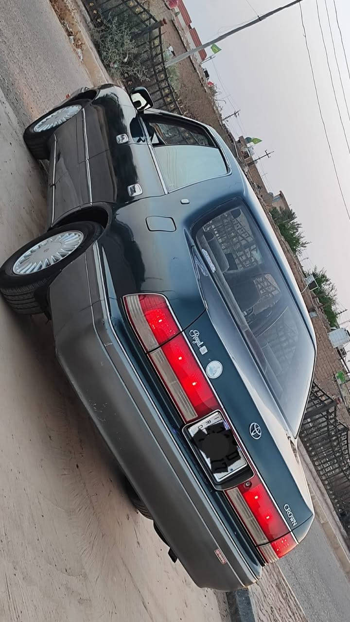 سلام عليكم 
راس الثور للبيع موديل 98 محرك 2500 فيفيتي السيارة جاهزة تبريد ثلج 🥶 محرك وگير جدد 
سنوية مجددة رقم انكليزي بغداد بسمي مداور ثاني يوم السيارة مكفولة من الكصه ولنقل جثه ماعدا (الجاملغ الخلفي مبدل كفر فقط) 
العنوان ميسان/ ***********
السعر. 80
