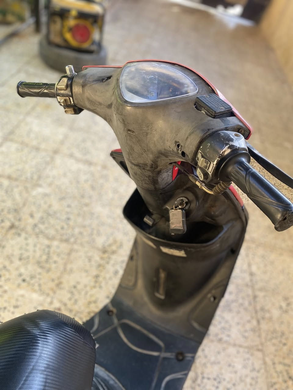 للبيع ماكس عدله نضيفه وبلاديه بوشه 49كلشي شغال بيهه كهربائيات السعر 450وبيهه مجال
العنوان حي العسكري للتواصل ***********
