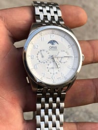 اوريس قمري • اوتوماتيك سويسري • قطر ٤٠