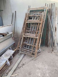 سكلة للبيع 8 كراسي سعر الكرسي 55،000 07810206429