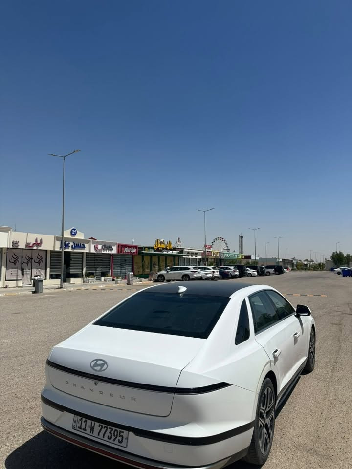 هوانداي ازيرا مويدل 2023 سيارة ماشية 84 سيارة فول مواصفات سيارة بسمي تحويل اي يوم تريد عنوان ديوانية
السعر عل رقم ***********
