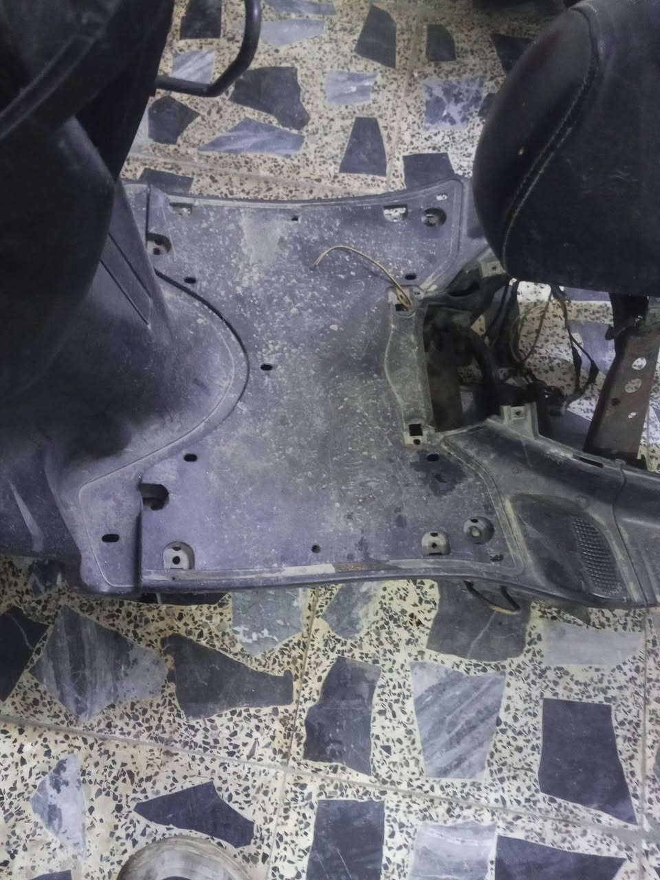 سلام عندي دراجتين سكنس ابيع وحده كامله وشغاله نقصها كابريتر وبيع ثانيه تفصيخ ومكينه شغله كلهم  ممتواجد على نت يريد يتواصل ويايه ***********
