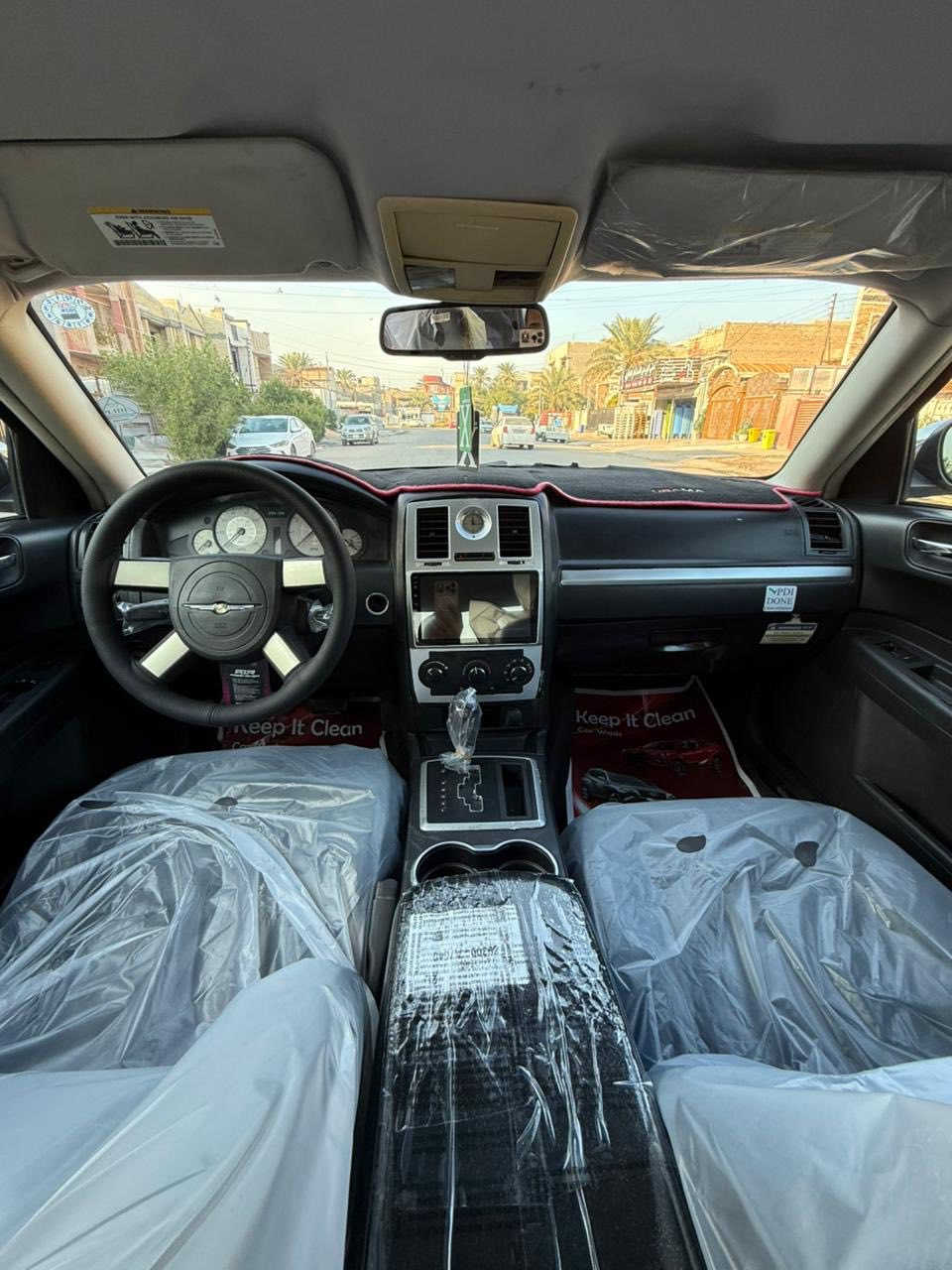 السلام عليكم اوبامه موديل 2008 بيها قطاع صبغ حادثها من امريكه جاملغ خلفي كير محرك خير من الله  تبريد خير من الله تخم تايرات جديد صدر امامي خلفي السياره رقم اربيل معاملتها جاهزه على بصمه حته هزه هازها وكل الوصولات دافعها تاخذ صافي بس تبصم وصاحبها بغداد موجود تاخذه وتروح تبصم السعر (98)وبيها مجال بسيط التصال ***********العنوان بغداد حي اور
