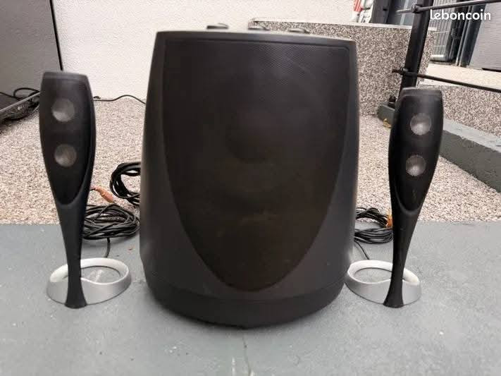 سلام عليكم مضخم صوت  ماركة هارمان صوت نقي او بيز متوفر توصيل


**إذا كنت صاحب هذا الإعلان وتريد حذفه لأي سبب، رجاءا أرسل رسالة إلى الدعم الفني**