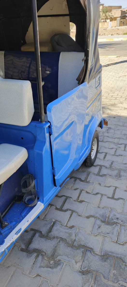 السلام عليكم  تكتك البيع واسط قضاءالحي  موديل 2021 السعر 6 مليون. رقم الهاتف  ***********
