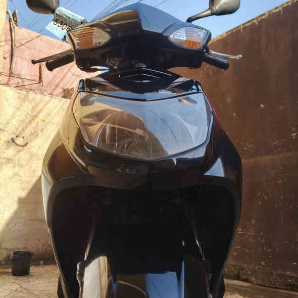 السلام عليكم سكنس ياباني اصلي رمبه وكالة مكفولة وكاله عامه ماشيه 11ألف حقيقي ستان حساس كهرباء قبق بانزين نفخ صالنصه براد قطعتين كفرات اصلية ام شرايط لون اسود مميز صدفي مكفولة من فطر والكسر والشخط تايرات اصلي ياباني هذا رقمي ***********
