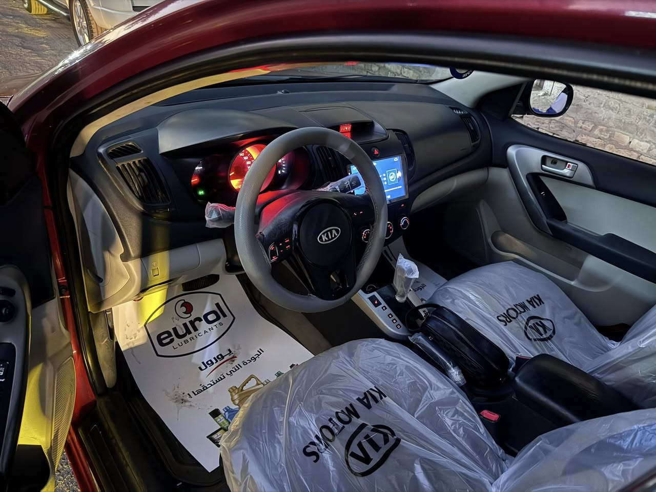 السلام عليكم عندي سيراتو البيع موديل ٢٠٠٩ سياره وارد خليجي صدر مع كير مع تبريد حته صدر كله مكفول  فقط مشط مالته موزين. سياره بيه مكانات صبغ. بدون ضربه. هم شويه جراد بيه 
مواصفات بصمه مع شاشه دواره مع كامرات مع حساسات. خلفيه. مري شفط.   تحكّم ستيرن حلوه سياره  سعر مطلوب 
٧٩ ورقه. فقط.  ملاحضه. رقمه شمالي بس راعيه. عربي تحويل ثاني يوم كبل يحولك   موجوده سياره بغداد الحريه 
***********
