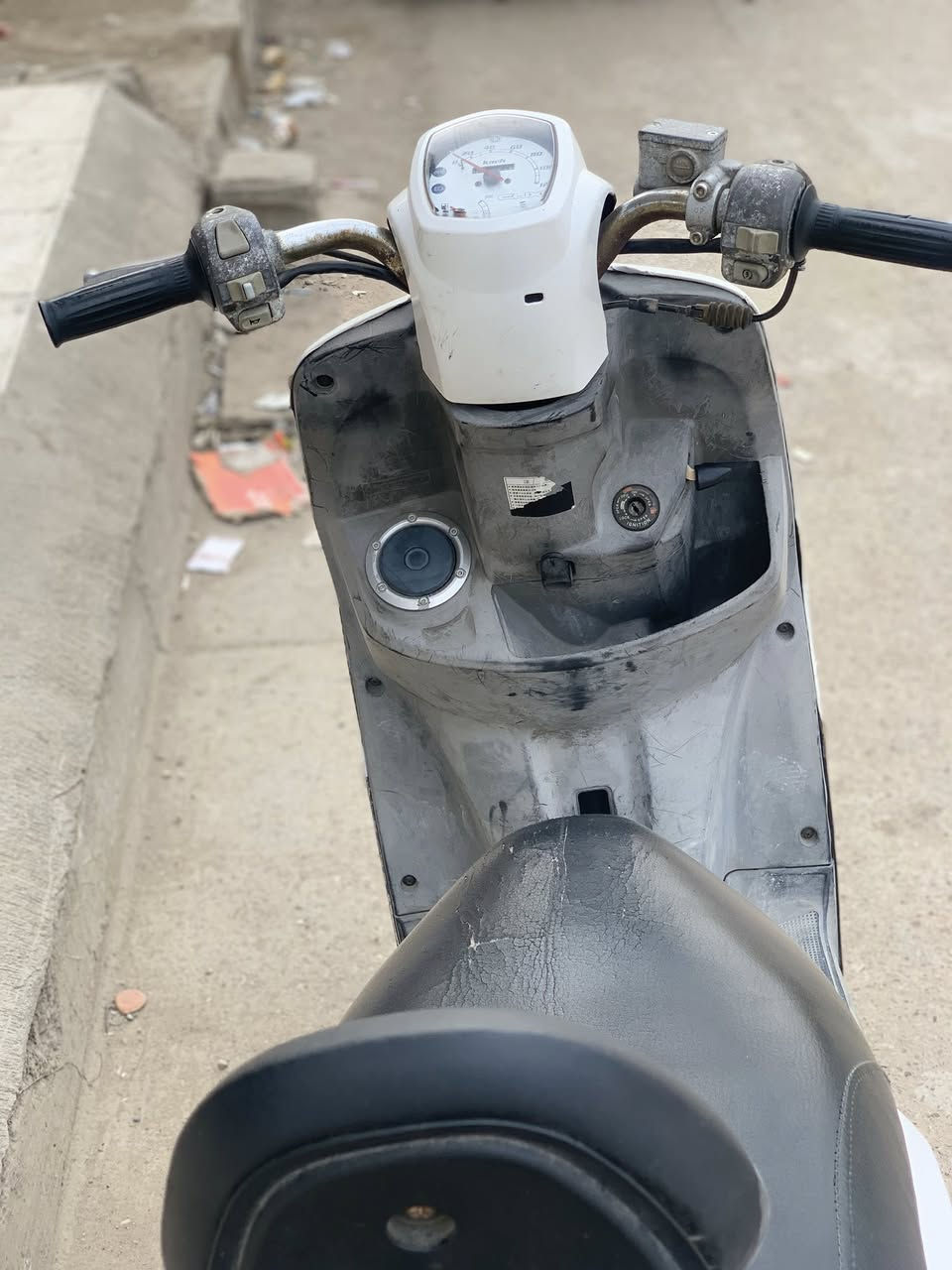 سلام عليكم دراجة بوليس رمبة
محرك على وضع الشركة لاتنقيص ولاتبخير 
دراجة جديدة تخبل كهربائيات كلها شغالة 
سيباية. تجوة. قفل اكسل قفل جنطة قفل ستيرن 
كلها شغالة مابيها اي نقص السعر. 
750 وبيها مجال مكان الرشاد  
***********
