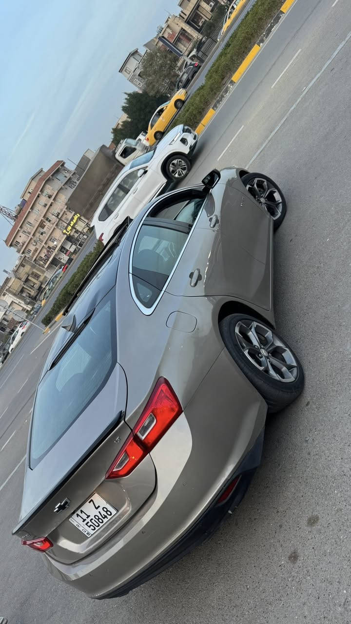 السلام عليكم
ماليبو ٢٠٢٤ lt
رقم بغداد باسمي
بانوراما 
تشغيل عن بعد 
تدفئة كشنات 
رادارات 
تبريد قطعتين
ماشية ١٩ الف كيلو 
السيارة محرك كير تبريد مكفول مناقصهة شي
السيارة جاية من امريكا مضروب الكير ومبدل هنا وبيها الجاملغ الامامي والخلفي مصبوغ حادثها موجود بالصور 
والقمارة من امريكا بيها طخات بدون صبغ هاي كل تفاصيل السيارة
مكاني بغداد السيدية 
السعر 123  وبيها مجال بسيط 
 ***********
