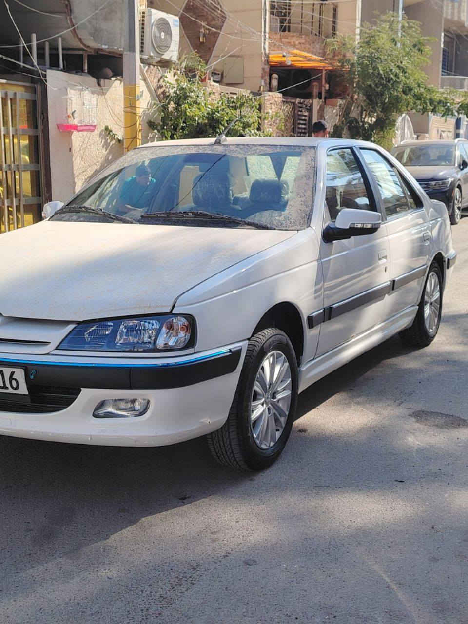 سلام عليكم بيجو بارص موديل ٢٥ ماشيه ١٥ الف بعده بضمان شركه مكفولة كفاله عامه دوشمه عامه رقم بغداد باسمي عارضه ٩٠ بغداد الحريه ***********.
