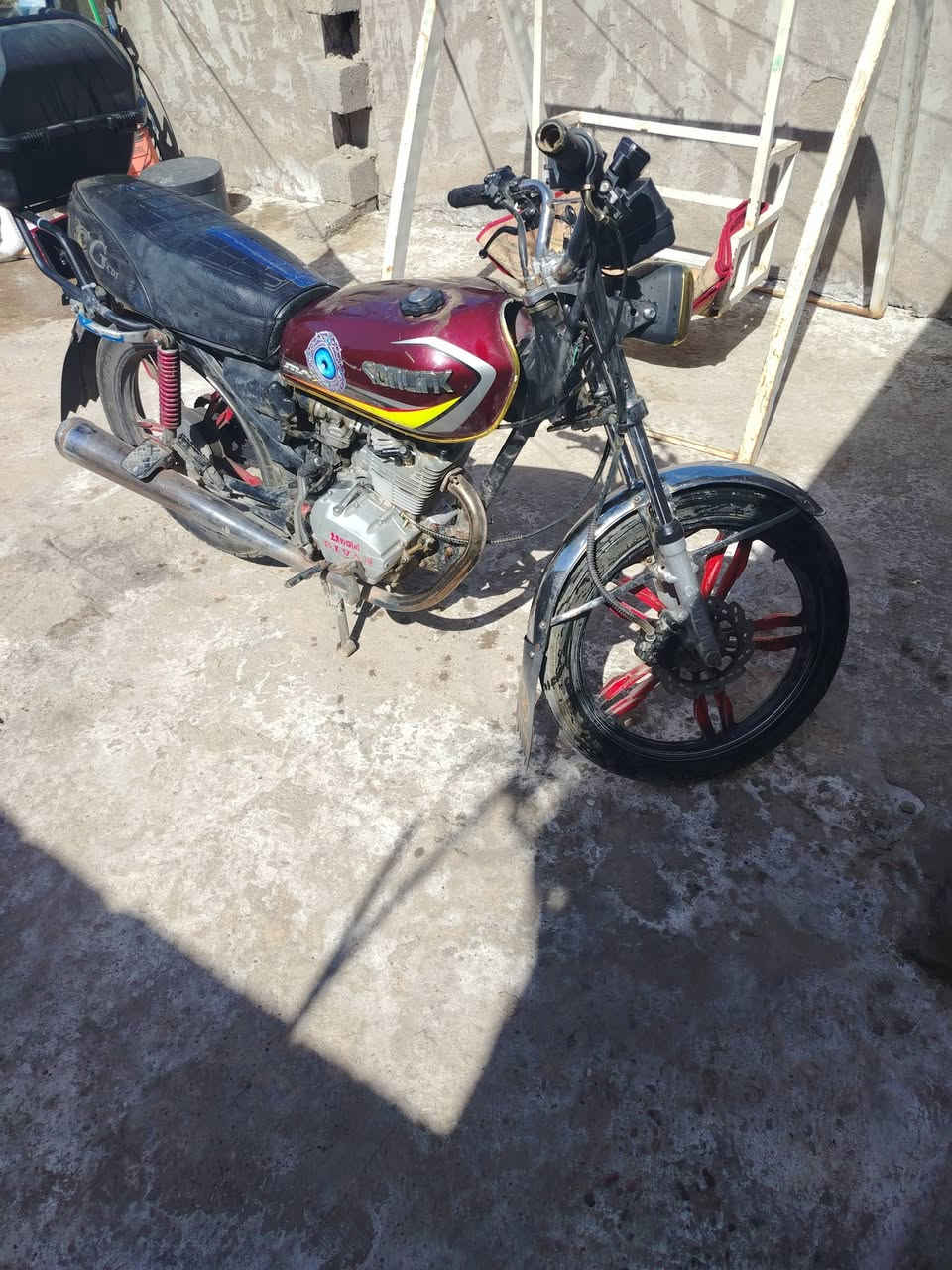 السلام عليكم دراجه ايراني موديل 21 مكينه ناعمه اوراق كامله كهربايات كلهة شغاله للبيع السعر 450 وبيه مجال مكاني حي اور سبع قصور ***********
