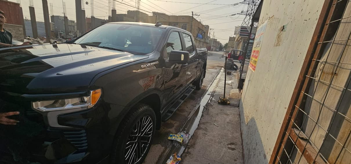 سلام عليكم
شوفرليت سلفرادو 2023

وارد كندي

حادث السياره موضح بالمنشور

بدي طويل باب طويل

العداد : 38 الف

موقع السياره : بغداد

للاستفسار : ***********
