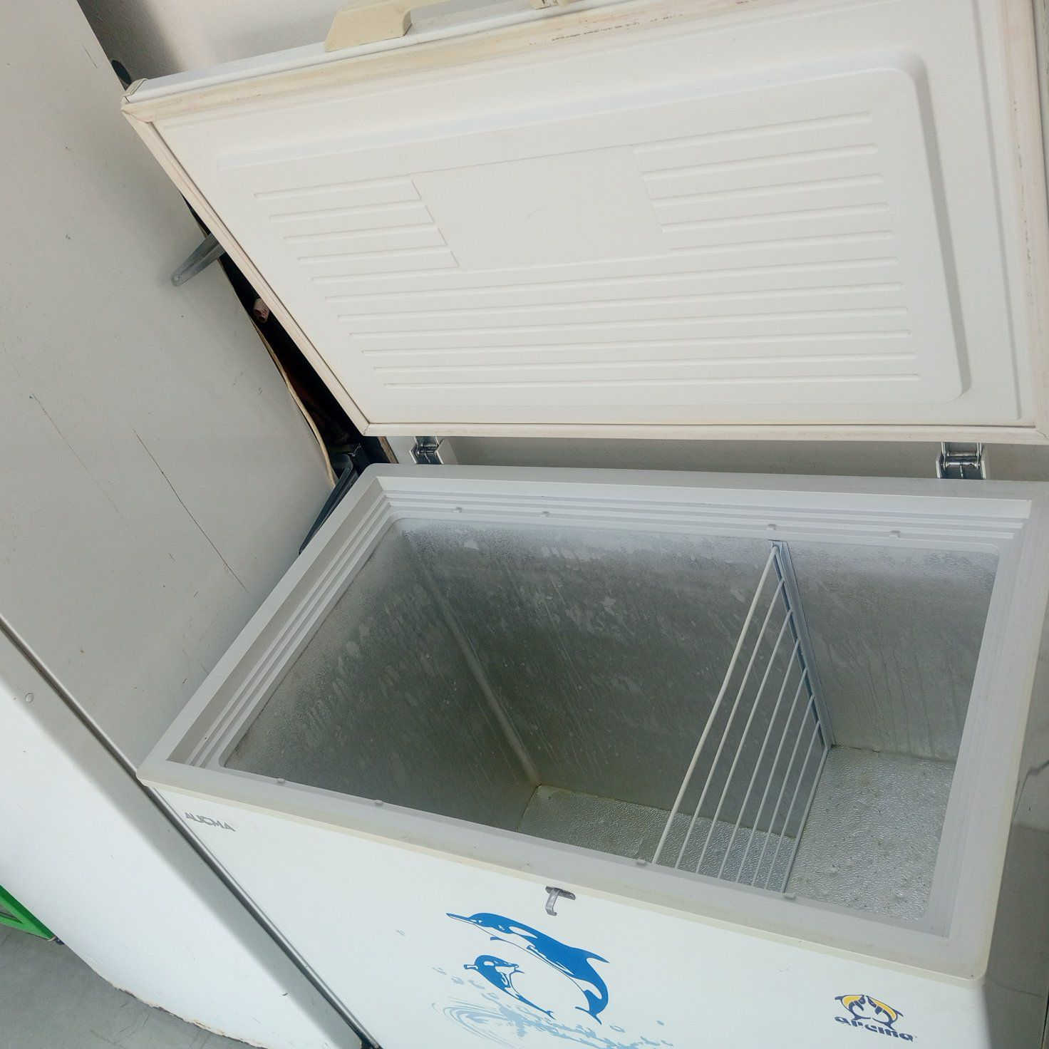 ⬇️((السلام عليكم أغراض للبيع)) ⬇️
مجمده اوكما تركي تجميد فول ب200
ثلاجه شارك تجميد وتبريد ب125
عارضه سطحيه تجميد فول ب300 
غساله اوتماتيك نوع دينكا ب150
غساله عاديه نوع توسوت ب75
للاتصال ☎️(***********)
