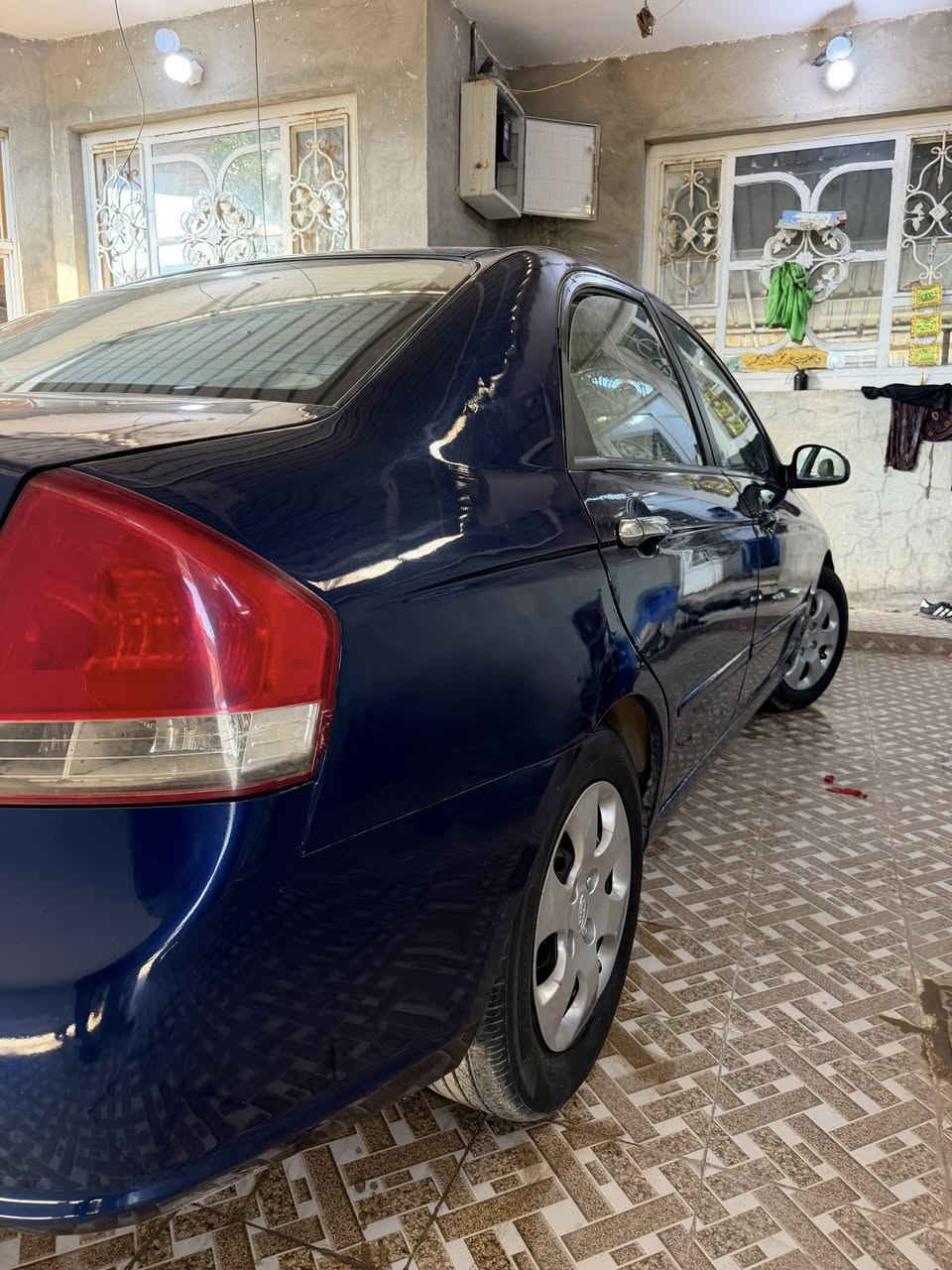 السلام عليكم
كيا سبكترا موديل 2007 مكينه 2000 تبريد شغال كير ومحرك خير من الله بيها صبغ اثر جراد ضربتها جنطه رقم بغداد مشروع وطني السعر 77 وبيها مجال 
مكان السياره بالحله ***********
