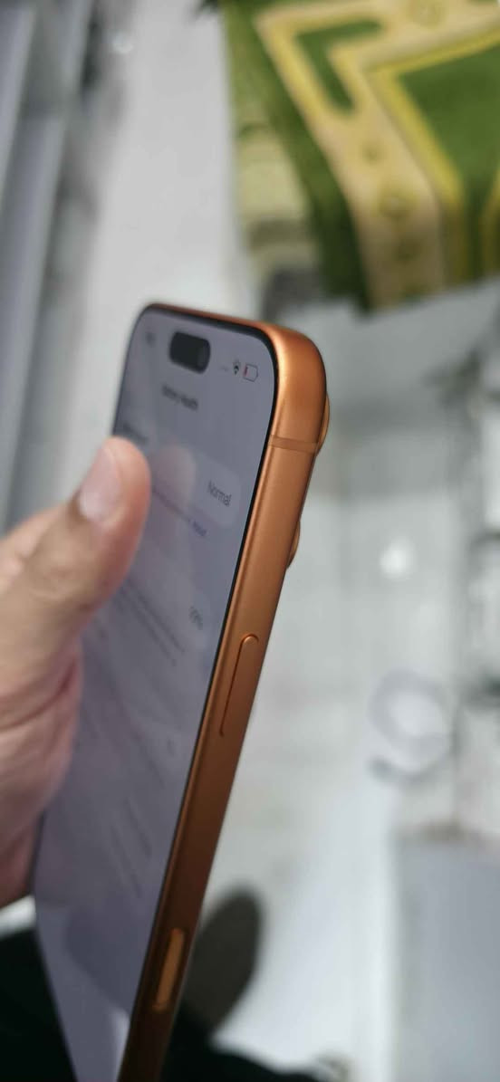 iphone 17 pro nax
Pattry/99
سێ شوختی بچوکی هەیە 
دوو سیم کارتە هەموو شتێکم لە وێنەکەدا داناوە
زەمانی ماوە بەس کارتونی لەگەل نیە
***********واتس
***********واتس أربيل, العراق
