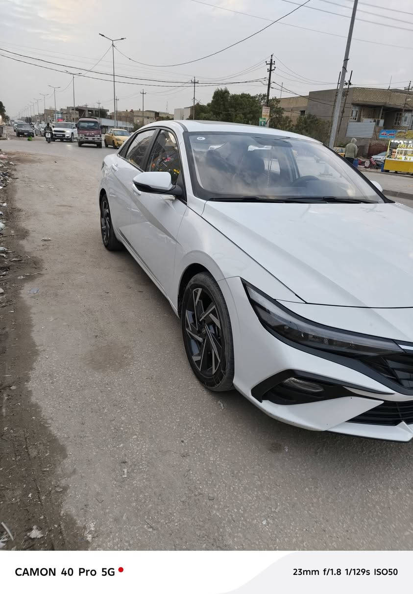 سياره 24 مقفوله كفاله عامه بسبيها ضربه على البارد قطر الصبغ ما بيها النجف الاشرفه***********  قفلها السعر ب 140
