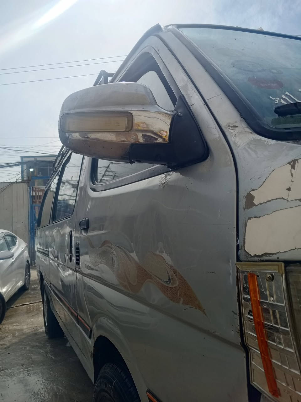 السلام عليكم فاتون 2014 للبيع جير مكينه  السياره ما عايزه كل شيء كله جديد السعر 38 وبيها مجال حق الجيه مكاني نجف ***********
