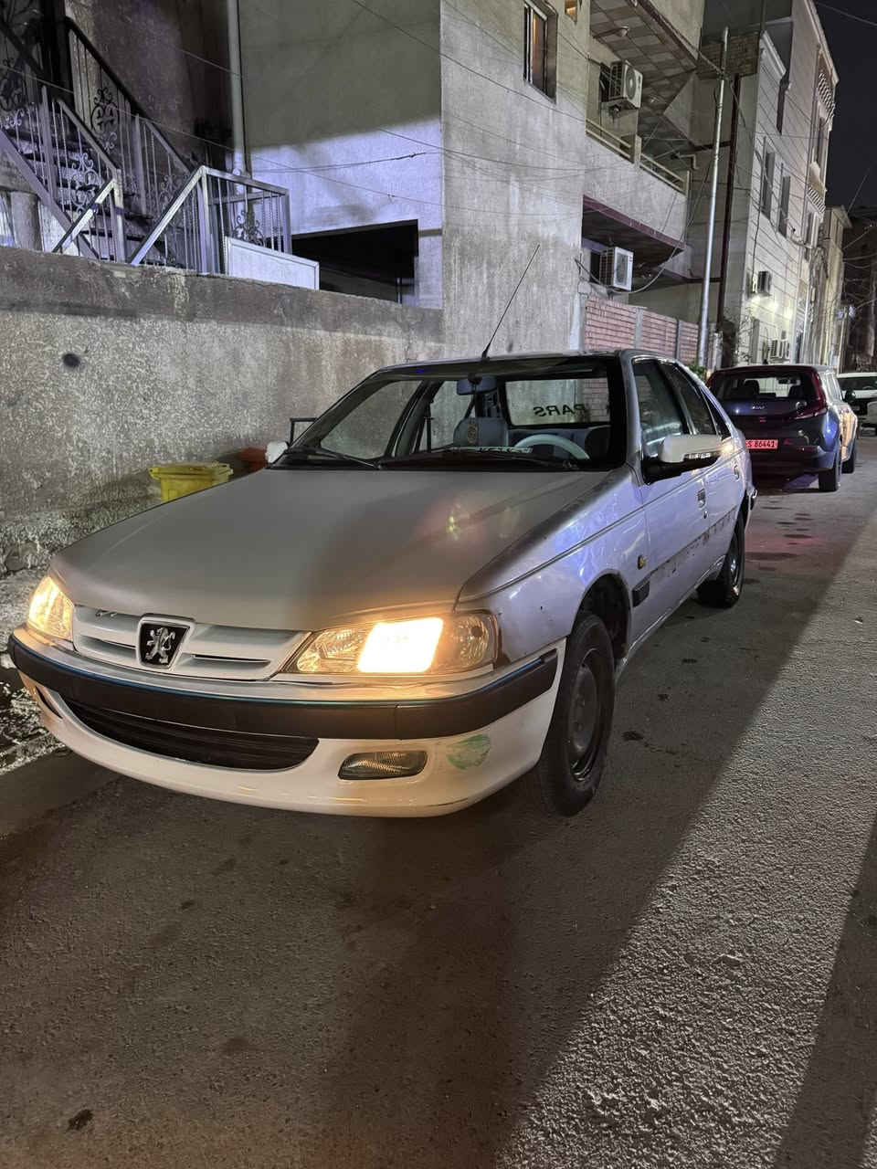 السلام عليكم
بيجو بارص للبيع موديل ٢٠١٢
السياره مكفوله كير ومكينه فرنسي وين متحب اطلع بيه
صار بيه حادث يچفيكم الشر بالجاملغ الخلفي ورجعته بارد
بالضربه متأذي الشاصي 
البنيد بدلته لان طار عليه 
صدر خلفي كامل كله جديد حته الجتوف
الصدر الامامي نقصه روس رواط والدرايم شفت الايمن
السياره يحتاجله بس صبغ 
السعر ٣٥ وعليه غرامات مليون ونص توكع من سعر السياره
اليحب يتصل على هذا الرقم :***********
