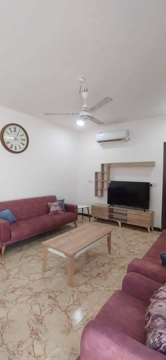 السلام عليكم
دار للبيع طابو صرف
حلة ابو غرق
 مجمع الصفوة السكني
مساحة ٢٠٠ م
طابق واحد ٢غرفة نوم وصاله ومطبخ وكيلدور وكراج سيارة وحديقة
أرضية بورسلين
شارع ١٠ م
خدمات ماء كهرباء وتبليط وسيكيورتي
تتطلوعة
للاستفسار***********
***********
*********** ابواحمد لبيع وشراء العقارات في بابل مكتب البيت الامين حلة نادر الأولى قرب آسواق الجمل ملاحضة نستقبل جميع عروض البيع والشراء والايجار الرهن
