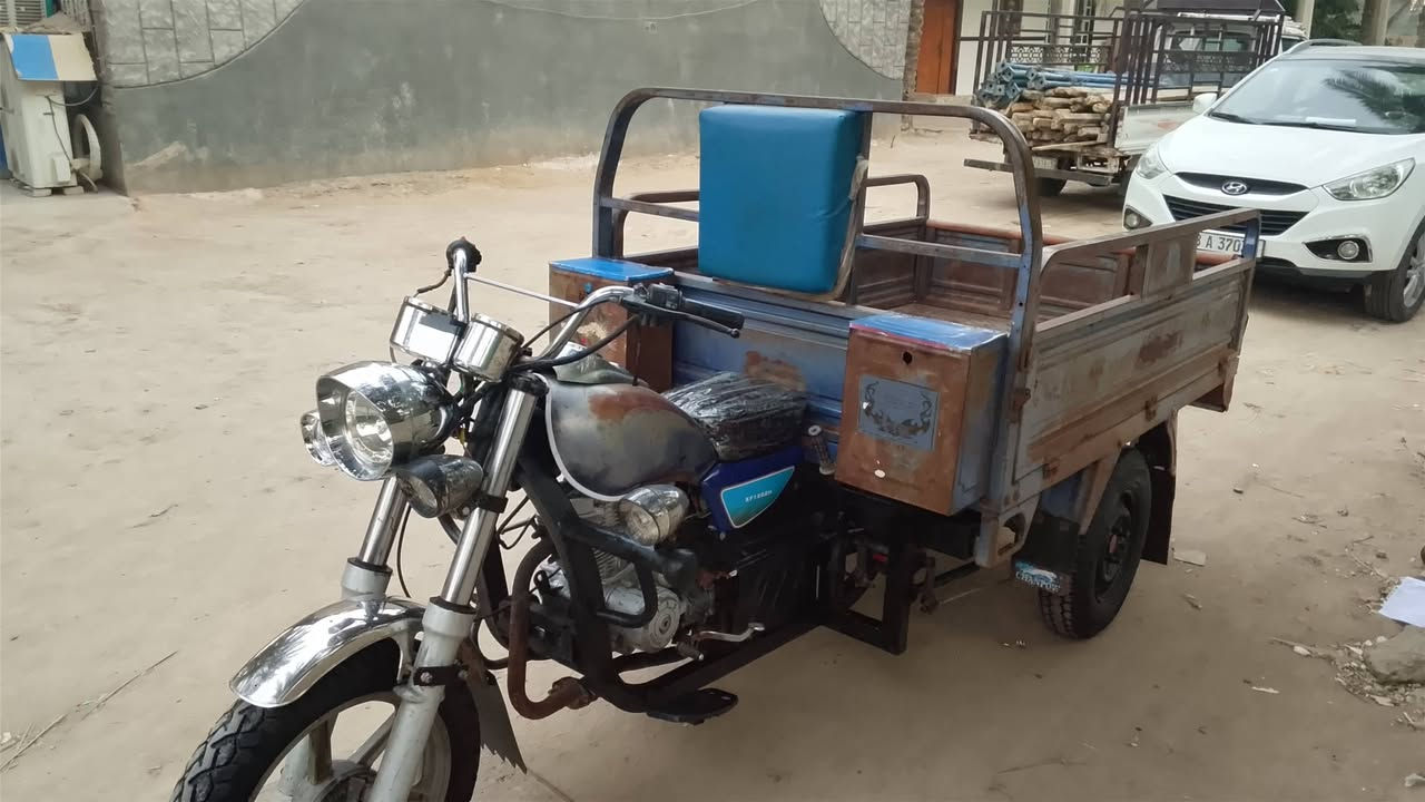 ستوته للبيع موديل 2015مكاني كربلاء طوريج وهذا رقمي ***********
