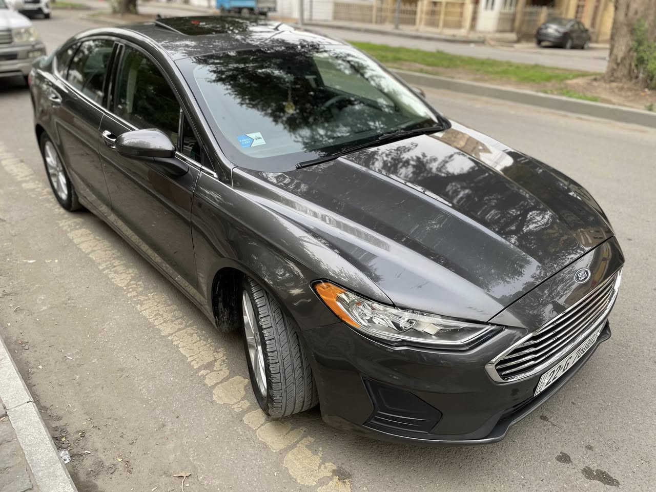 فورد فيوجن 2020 SE
محرك 1500 توربو ماشية 60 ميل 
صور الحادث مرفقه والسيارة معروفة بمواصفاتها
السياره بجم كبس
‎السيارة سلايد
‎بصمة 
‎ثلاث شاشات (3) الكتروني
‎رادارات امامي وخلفي وجانبي
‎حساسات امامي خلفي
‎مانع تصادم 
‎مثبت سرعه 
‎تحديد مسار
‎گير ماوس
‎كامره خلفية دواره
‎مانع انزلاق
‎شاشة اعطال
‎نظام صوتي مميز
‎نظام ECO اقتصادي
‎تبريد قطعتين خلفية
‎هندبريك بصمة  
‎مخارج USB عدد (4)
‎كود قفل ابواب شغال 
‎كشن كهرباء قماش
تشغيل عن بعد 
‎رقم اربيل السعر ١٤٣ وبيها مجال للشراي
***********
