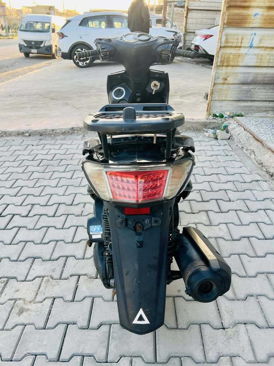 السلام عليكم سكنس فحل نوزل للببيع دراجه كامله كلشي شغال بيهه اوراق كامله السعر ٦٥٠ الف بيهه مجال حگ الجيه العنون بغداد الحسينيه الراشديه
***********
