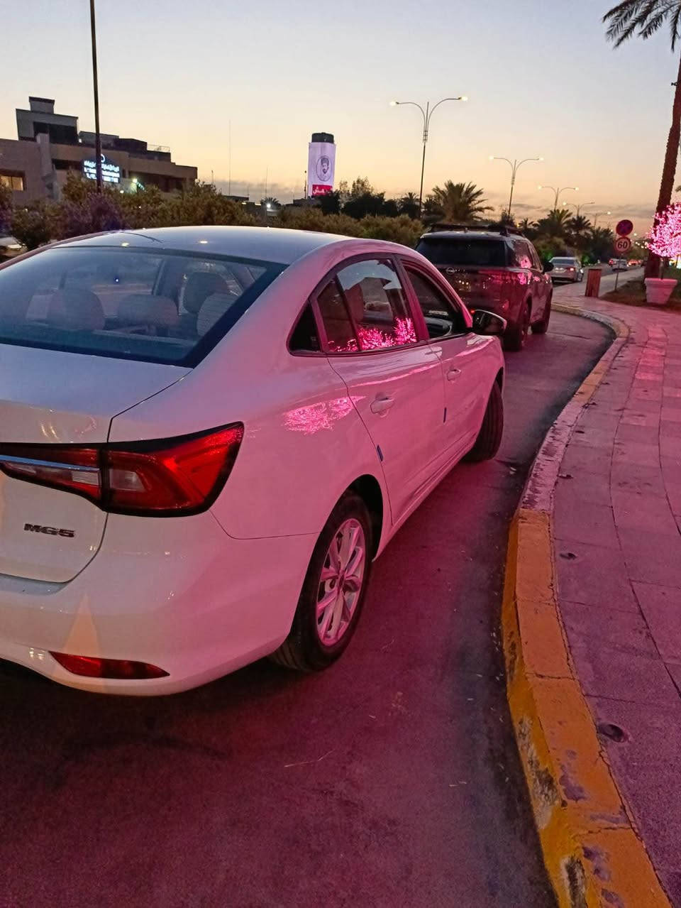 للبيع سياة MG5 مويل 2023
اللون ابيض فئة الستاندر ماشيه ١٣ الف
بعده بلضمان رقم بغداد الجديد
مغلفه كشنات وارضيات 
جاهزه من كلشي 
بعده ريحت الشركه بيه 
السعر ١١٣ 
مكاني بغداد المنصور
كير اوتماتيك
*********** 
موجود اتصال وتساب بغداد, العراق
