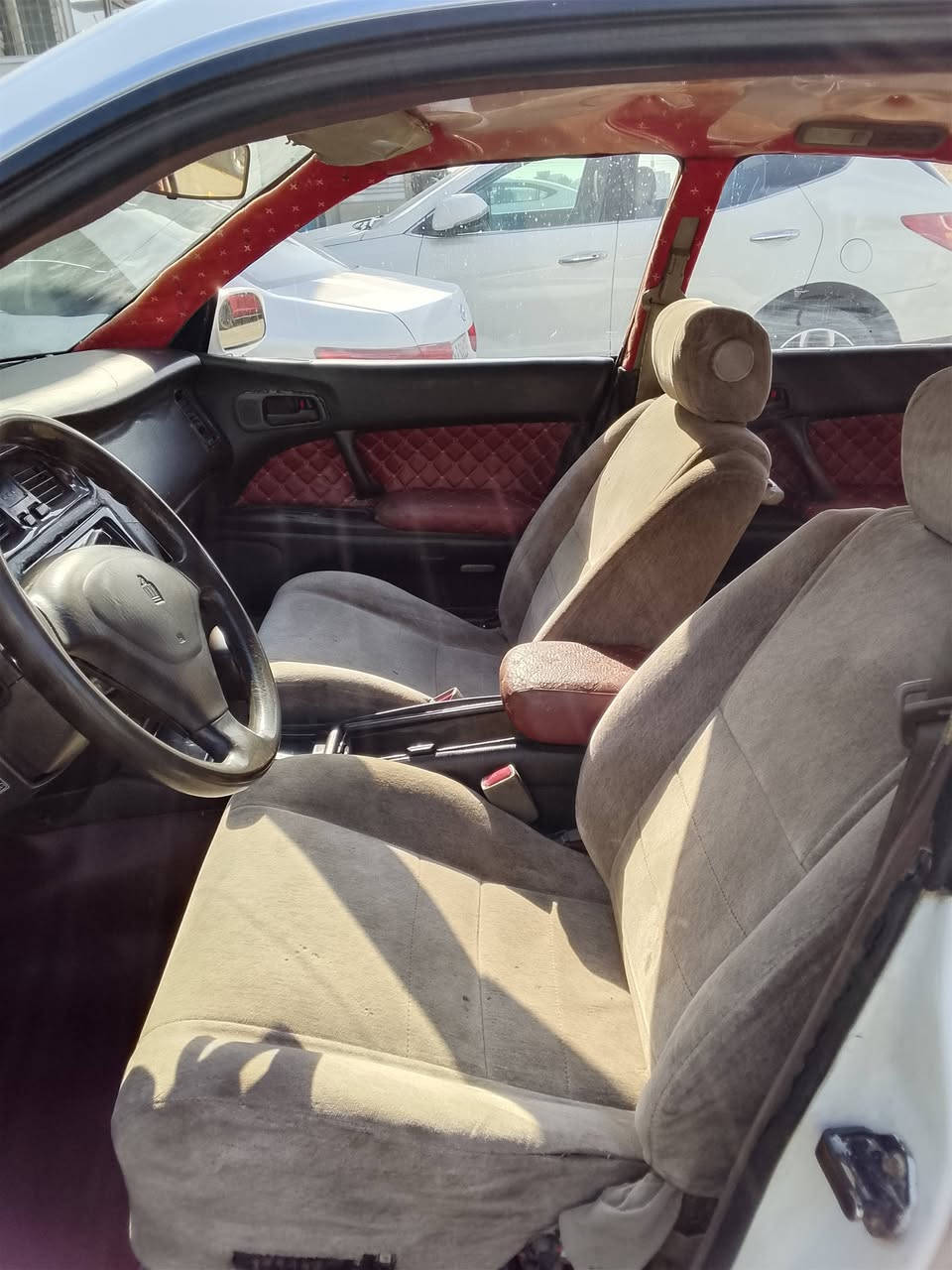 بطه للبيع
صبغ عام ما بيه اي نقص فقط تبريد سياره نصبته حلوه 
رقم انكليزي باسمي 
مداور ثاني يوم 
سياره جاهزه مال جناي 
*********** رقم راعيه وبي واتساب
