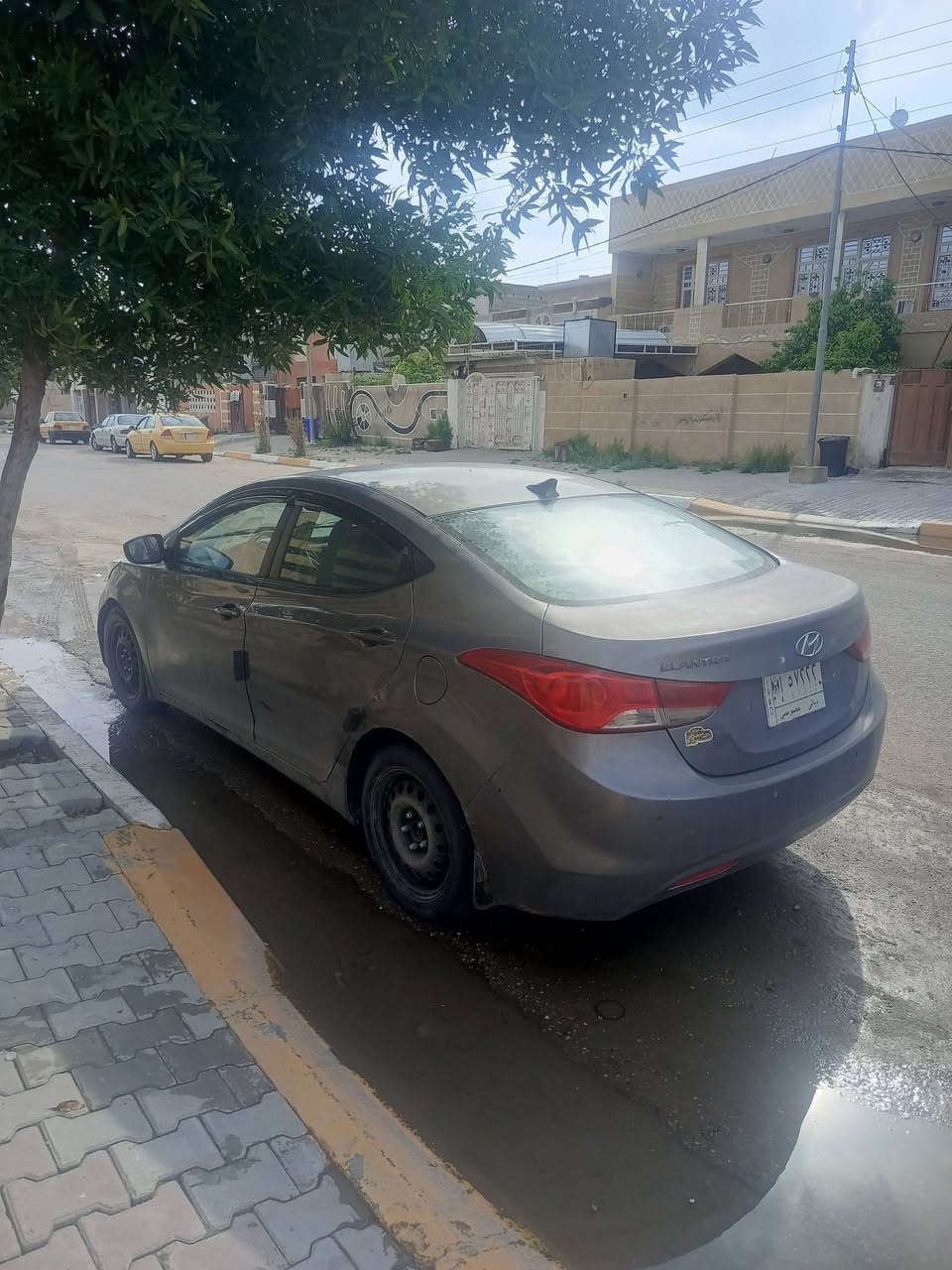 سلام عليكم النترا 13 للبيع مصبوغه حزام بدون ضرر لجماليه رقم ديالى باسمي مكينه 1800 سياره حلوه اي نقص مابيها عنواني ديالى بعقوبة للاتصال ع رقم ***********  السعر 90
