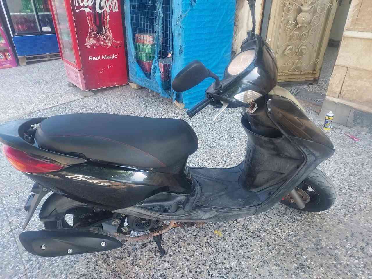 من رخصه الادمن عندي دراجه بريز نوزل وهندر مكان دراجه شارع فلسطين مامتواجد ع فيس الاستفسار ***********
