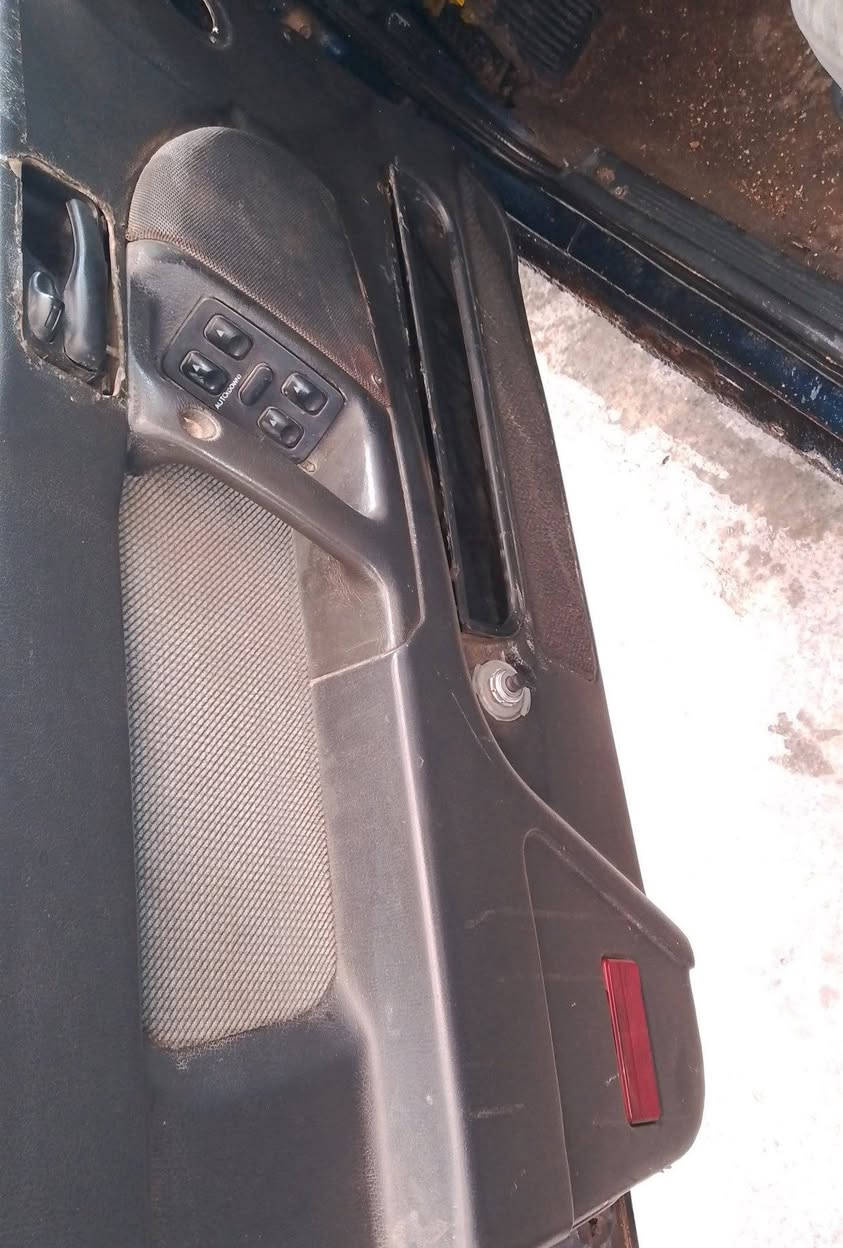 يالله النتره موديل 1995سنويه لل30 مشروع وطني 
محرك مفتوح شرط حاويه لا مجفته ولا صرف ولا بخار 
كير شرط كل نمر تحي لا عطل مابي عته صفنه مابي خير من الله غرفته بلاديه كشنات بلادي كهربيات كله شغاله 
سياره اي ضربه مابيه قويه **شواصي مابيه اي لحيم **ترايه ناعمه ونشطه بل شارع حته اوفر يشتغل سعر 20بيه مجال حك جيتك فقط مكاني ديالئ بعقوبه تحرير شرط تحويل بل عافيه ع ياخذه ***********
