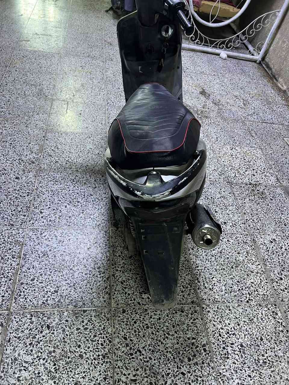 السلام عليكم 🫡
ماكس منغولي للبيع الدراجة كاملة ما نقصها بس باتري تعبان المكينة خير من الله بيها تزويد  دراجة حلوة العنوان بغداد العبيدي السعر 450 وبيها مجال *********** فقط واتساب واني خادم ❣️
