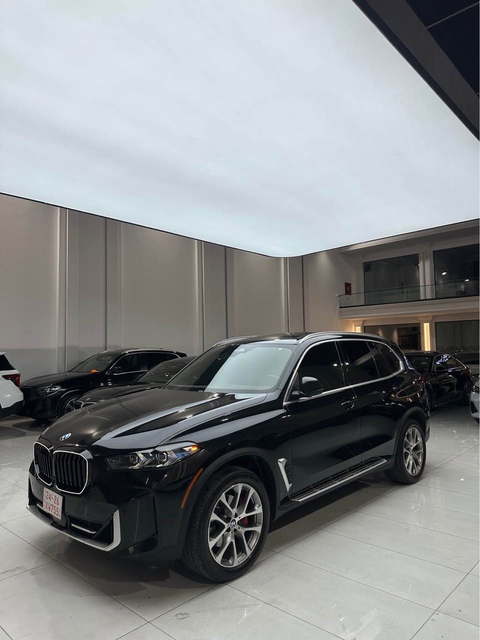 BMW x5 
2024 
Cllen 
45000mil 
5 Camera 
Datasho 
Sanduq shaft 
Radar 
Kushen sardu garm 
Sama3a harman cardon
S3r 445 
*********** أربيل, العراق

